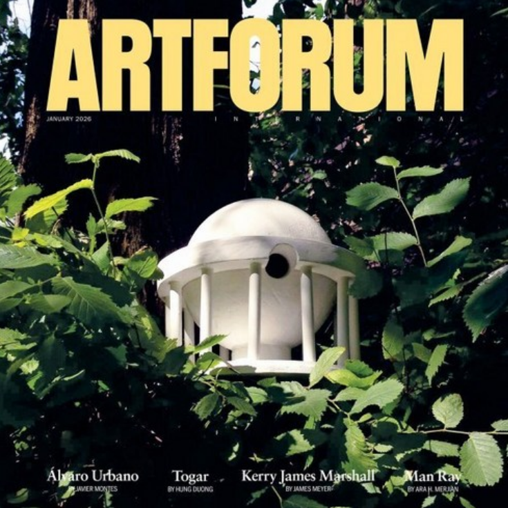 ARTFORUM International